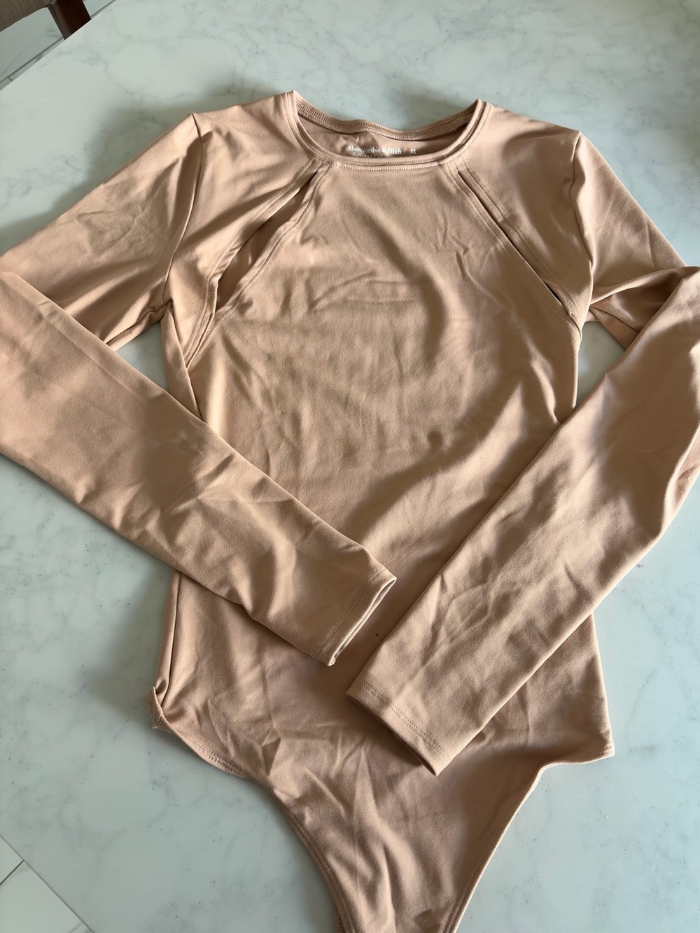 Long-Sleeve Scoop Neck Bodysuit in Nude